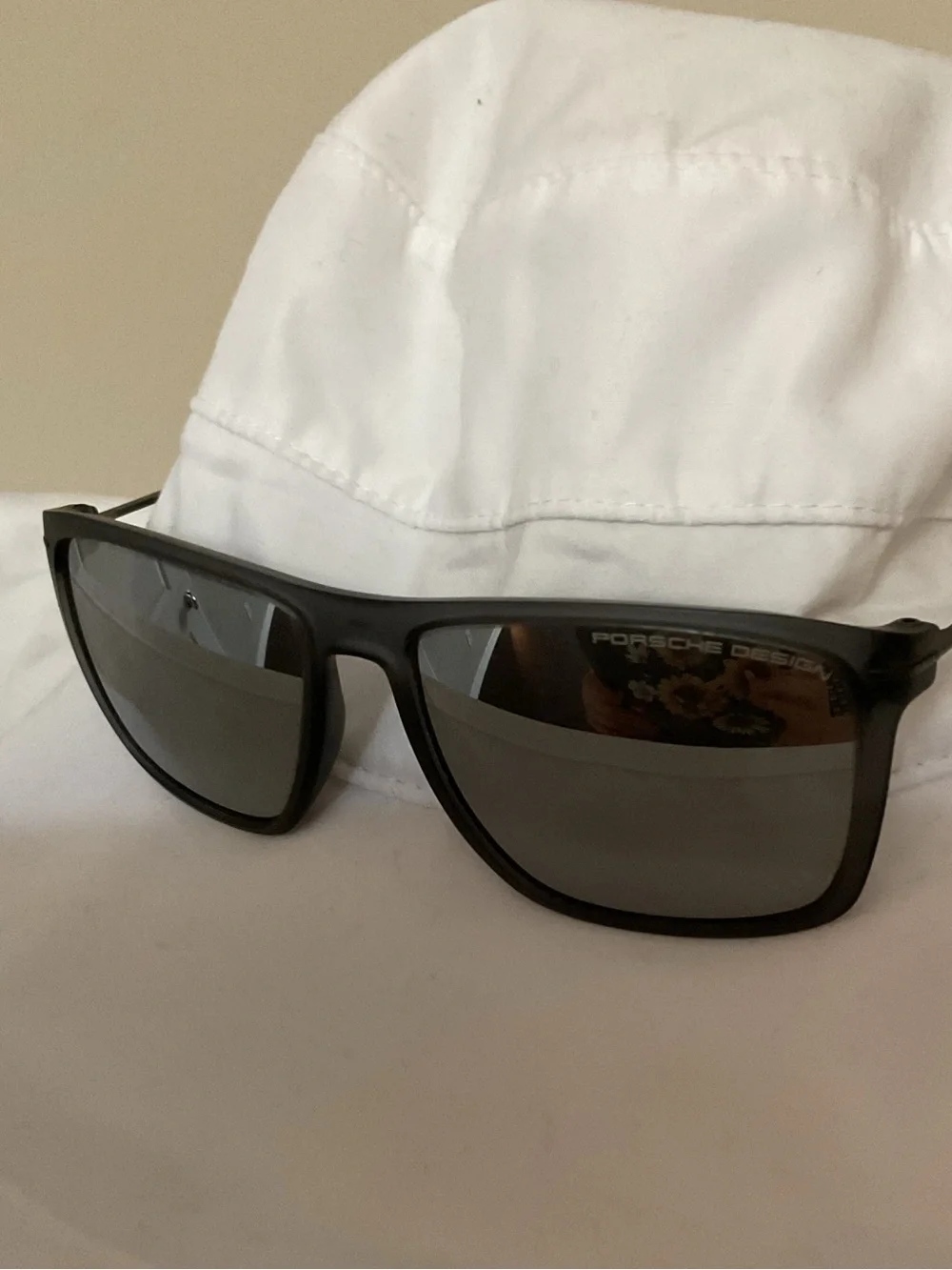 Porches Designed Black Polarized Men's Sunglasses - Classic Full Frame. One size